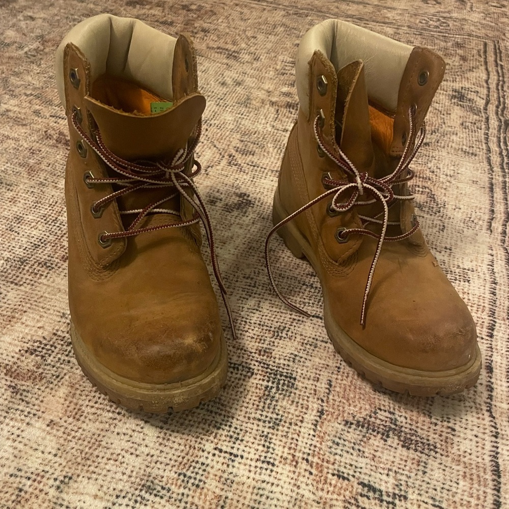 Women’s Timberland Boots | Classic Style with Cream Upper